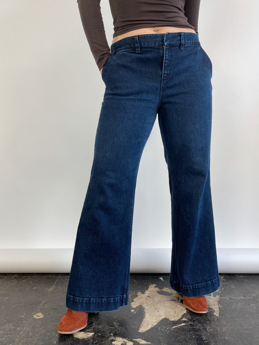 Lauren Jeans Co. Dark Wash Wide Leg Jeans (W36