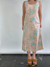Load image into Gallery viewer, Pink Floral Sleeveless Maxi Dress (L)
