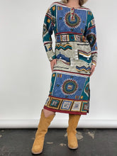 Load image into Gallery viewer, Vintage Long Sleeve Maxi T-Shirt Dress (M)
