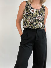 Load image into Gallery viewer, 90&#39;s Floral Silk Tank Top (M)
