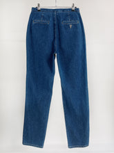 Load image into Gallery viewer, Dark Wash Straight Leg Jeans (W28&quot;)

