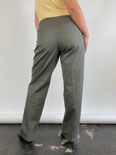 Load image into Gallery viewer, Dockers Grey Khaki Trousers (W34&quot;)
