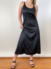 Load image into Gallery viewer, 90&#39;s Black Maxi Slip Dress (M)
