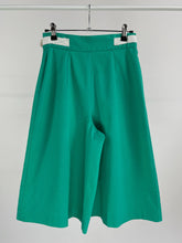 Load image into Gallery viewer, 70&#39;s Green High Waisted Culottes (W26&quot;)
