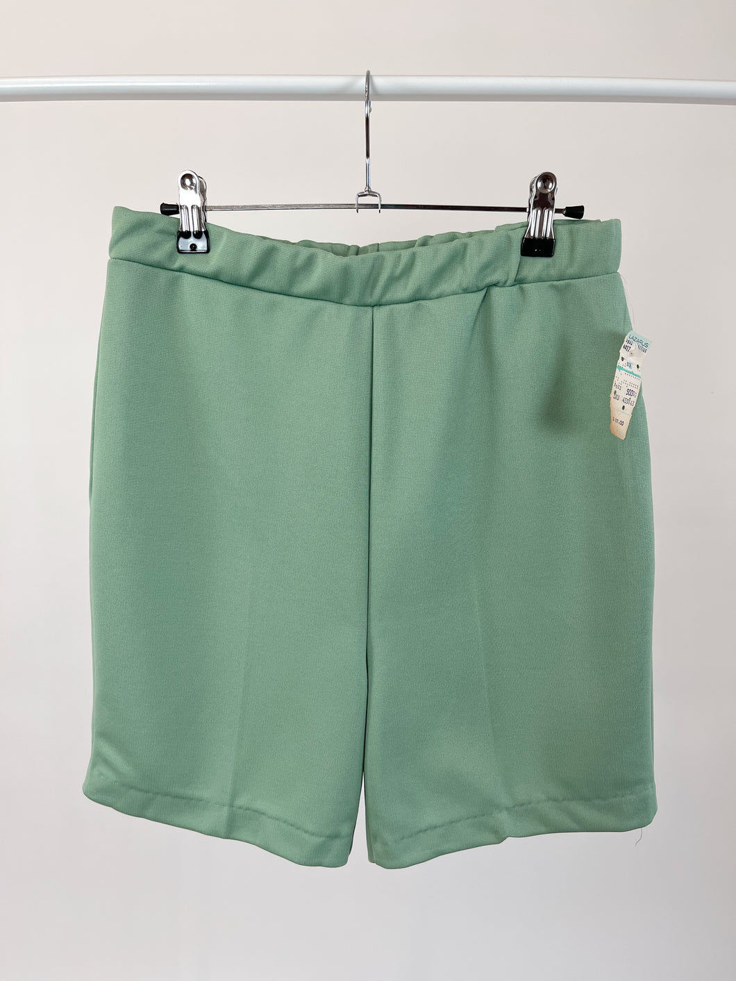 Vintage Green High Waist Pull-On Shorts (M/L)
