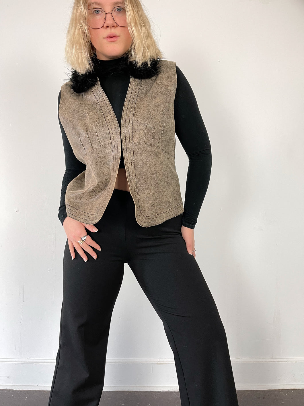 Faux Fur Collar Leather Vest (XL)