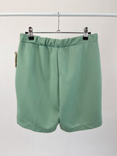 Load image into Gallery viewer, Vintage Green High Waist Pull-On Shorts (M/L)
