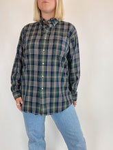 Load image into Gallery viewer, 80&#39;s Green Plaid Button Down Shirt (L)
