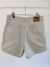 Load image into Gallery viewer, 90&#39;s Ecru Denim Shorts (W32&quot;)
