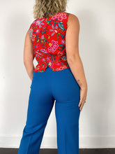 Load image into Gallery viewer, 90&#39;s Red Floral Silk Vest (M)
